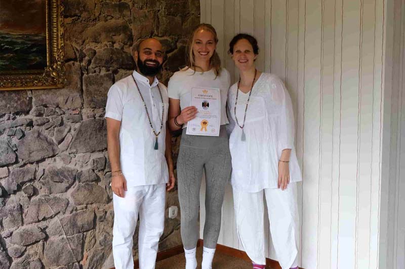 Is the school Yoga Alliance certified?