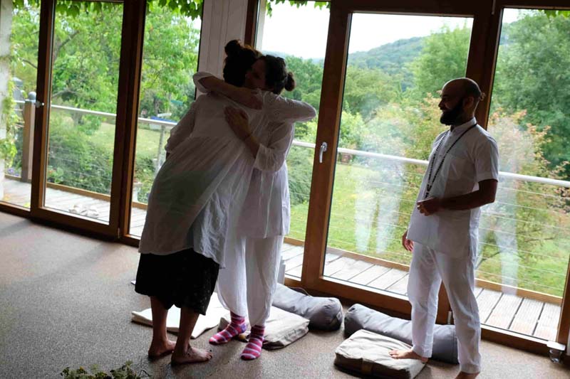 Why Choosing the Right Yoga Teacher Training School Matters