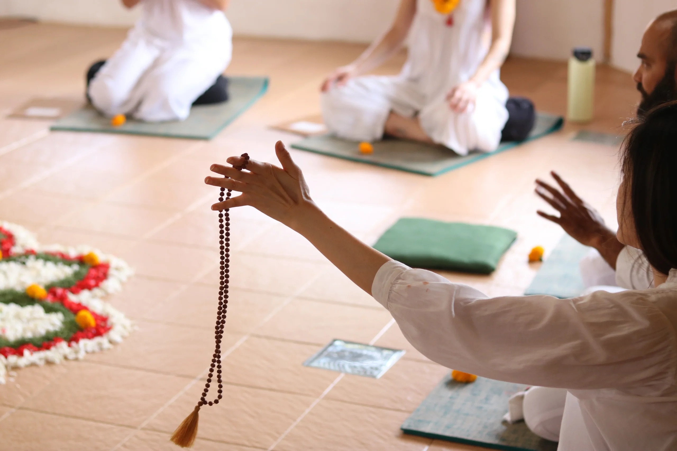 mindfulness-meditation-holistic-practice.jpg