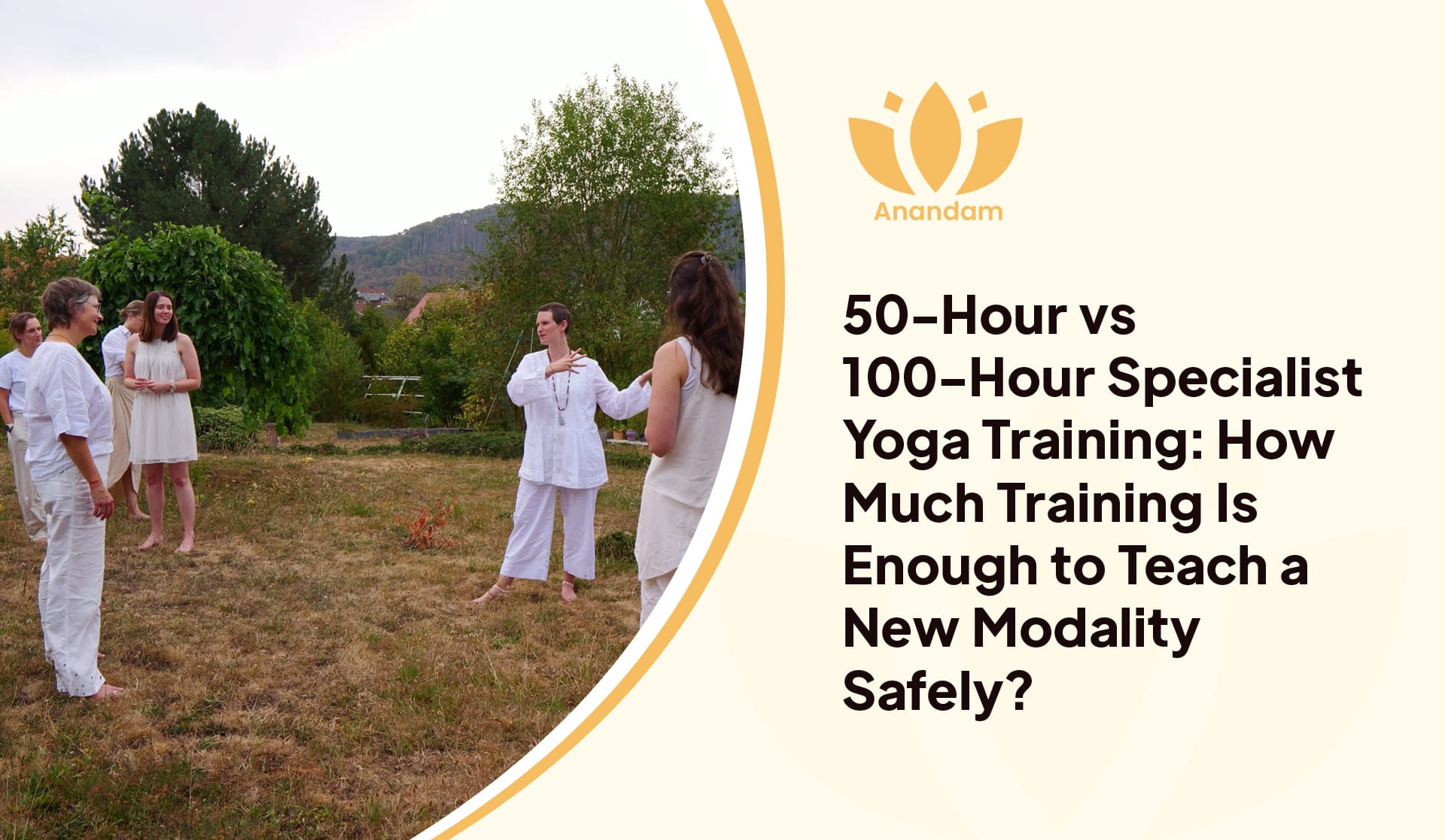 Trainee receiving supervised teaching feedback during specialist yoga teacher training at Anandam Yoga School in Germany